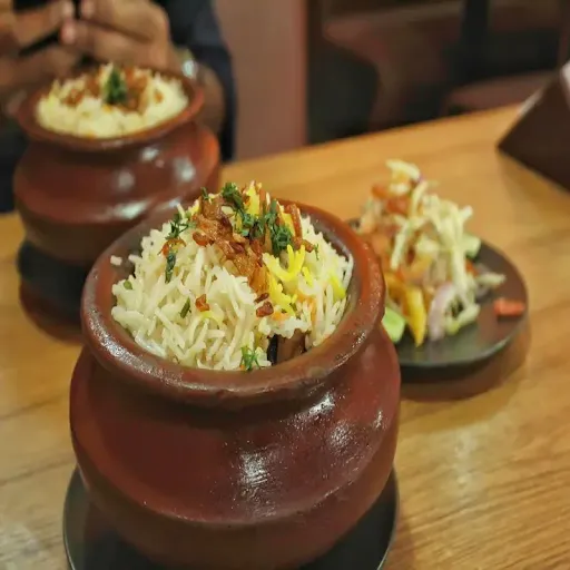 Royal Hyderabadi Veg Dum Biryani