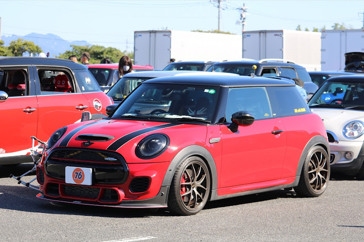 MINI ジョンクーパーワークスのJCW・BMW MINI・BMW MINI全国オフに関するカスタム事例の投稿画像1枚目
