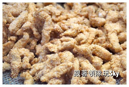 三重美食推薦-五華街巷弄的無名【雞排雞塊】