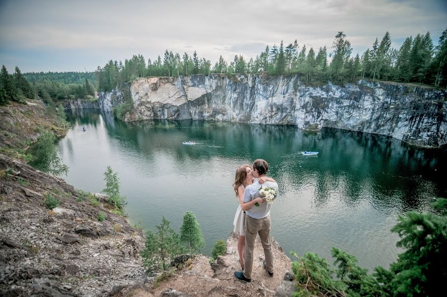 Wedding photographer Darya Rogova (dashaezhik). Photo of 16 August 2016