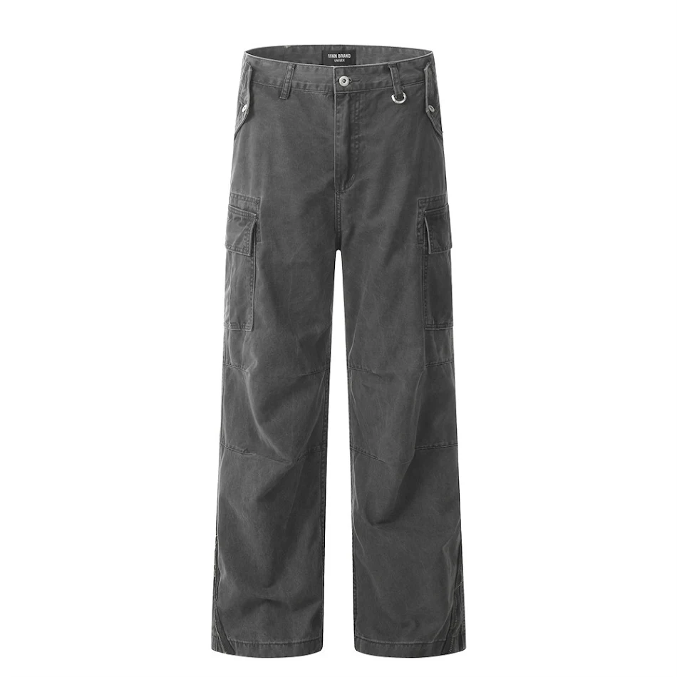 Jeans cargo vintage de hombre con lavado al agua, estilo retro, cómodos y duraderos para un look casual y moderno.