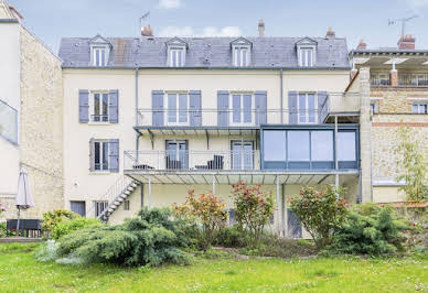 House with pool and terrace 10