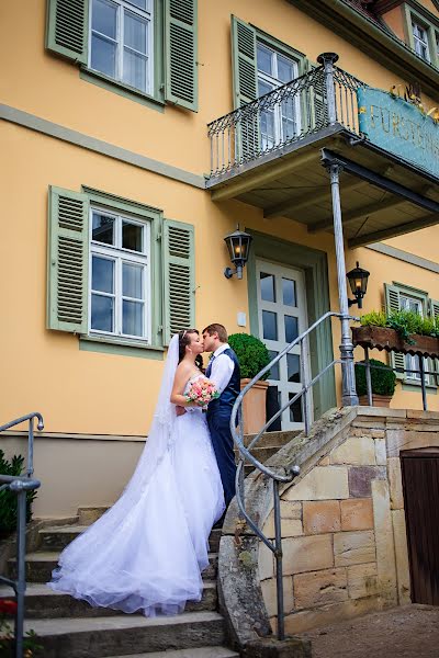 Fotografo di matrimoni Darina Limarenko (andriyanova). Foto del 26 agosto 2015