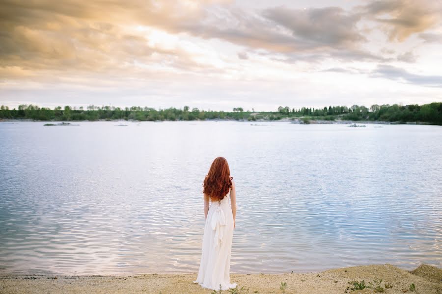 結婚式の写真家Nikita Kuzyakin (nkuzyakin)。2016 3月9日の写真