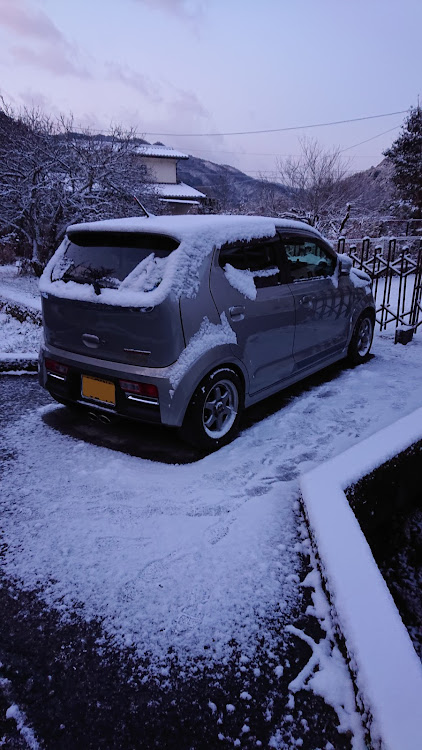 アルトワークスの😷しましょう・三蜜やめましょう😷・医療関係者様に感謝しております・タービン注文😷・スタッドレス履かせましょう😷に関するカスタム事例の投稿画像2枚目