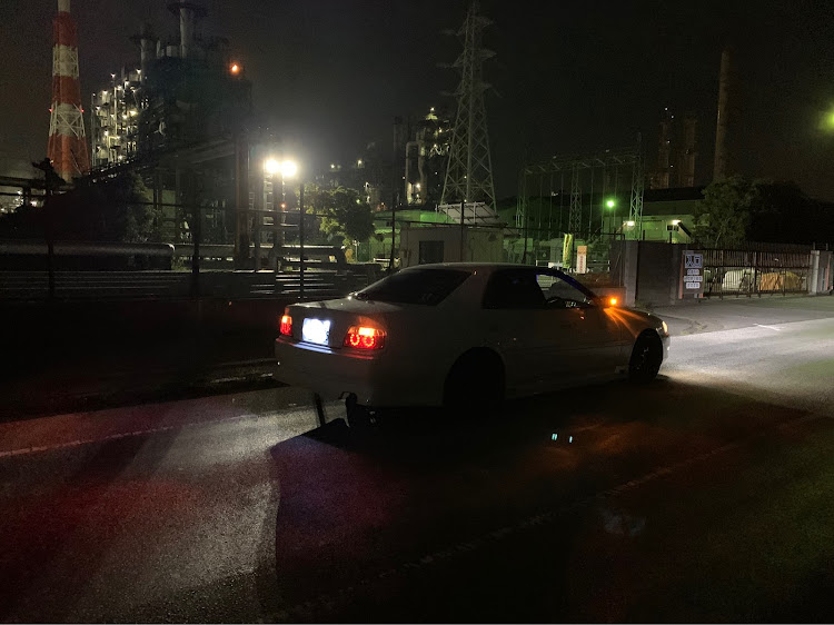 チェイサーのドライブ・ツアラーV・JZX100・工場夜景・工場夜景と愛車に関するカスタム事例の投稿画像3枚目