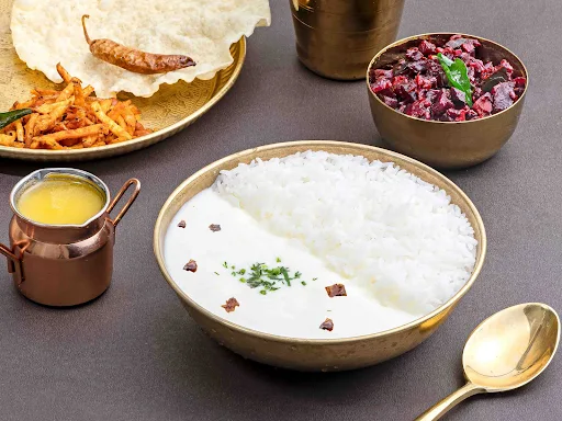 Curd And Poriyal Rice Bowl