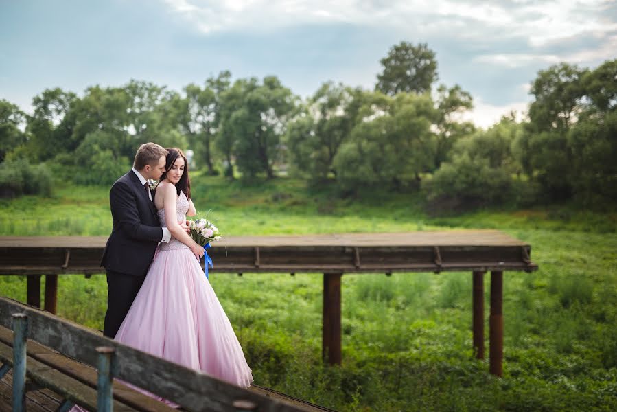 Wedding photographer Tatyana Milyutina (labrador). Photo of 20 July 2015