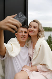 Fotógrafo de casamento Snezhana Ivanova (snezhanaivanova). Foto de 5 de abril 2023