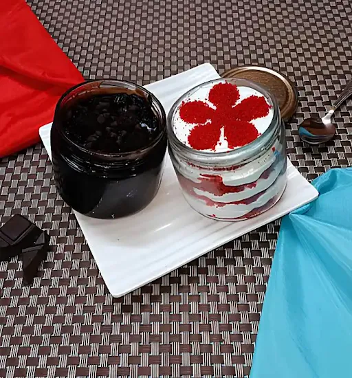 Chocolate Brownie And Red Velvet Jar