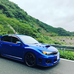 インプレッサ WRX STI GRB