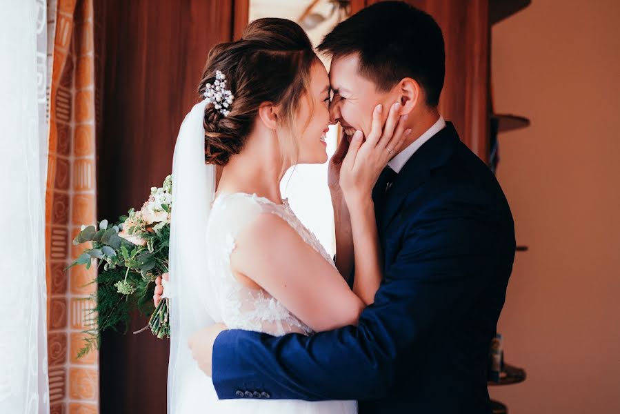 Wedding photographer Eduard Aleksandrov (eduardalexandrov). Photo of 2 April 2018