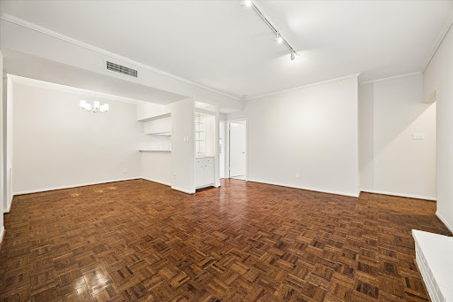 Apartment 5