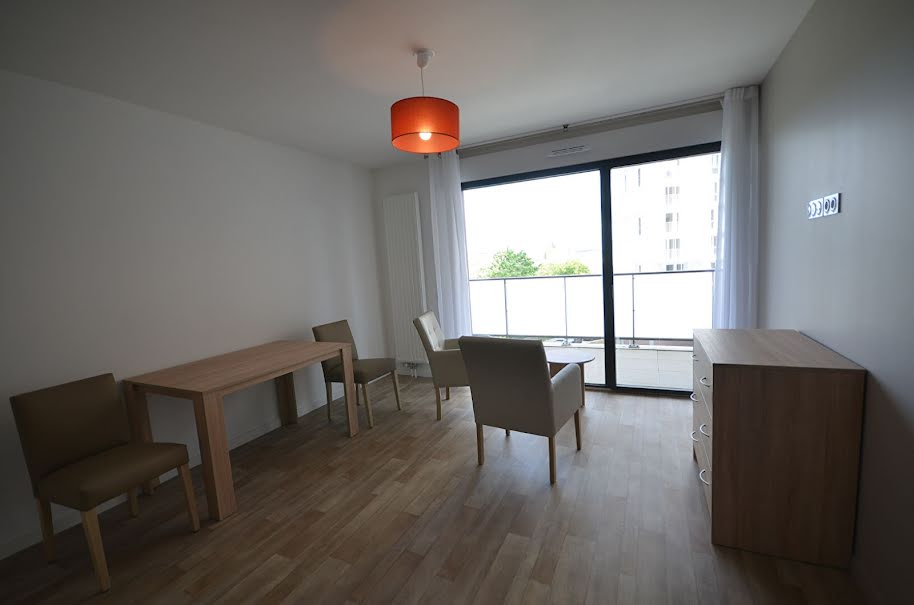 Location  appartement 2 pièces 40.5 m² à Brest (29200), 690 €