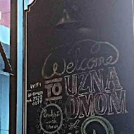 Uzna Omom 杏桃鬆餅屋