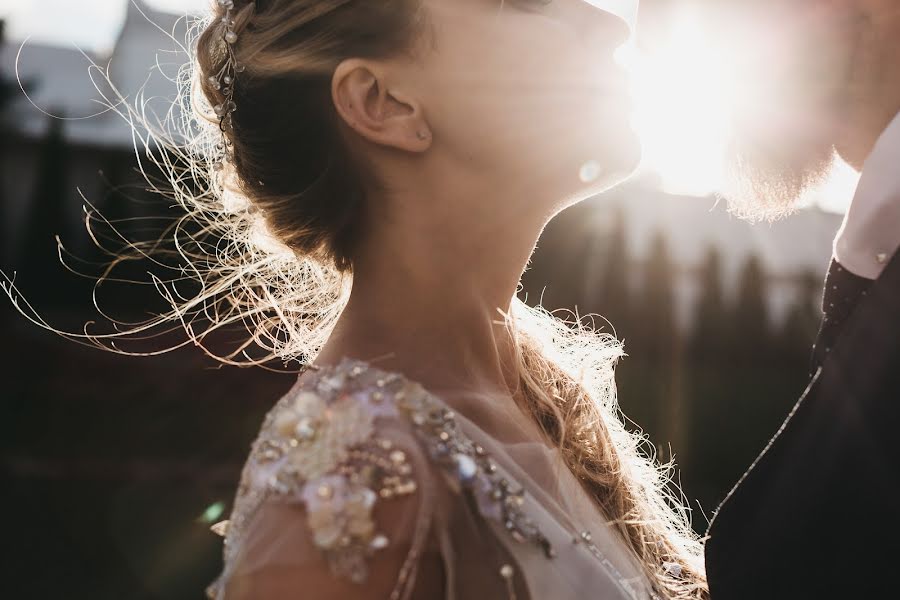 Fotógrafo de bodas Evgeniya Batysheva (b-bee). Foto del 10 de julio 2017