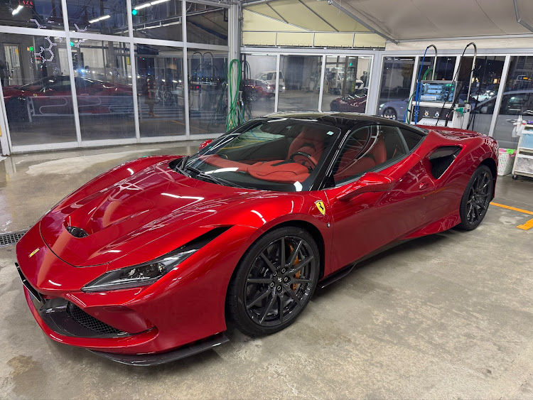 F8トリブートの洗車・冬の空と愛車・ありがたいです。・冬の空に関するカスタム事例の投稿画像2枚目