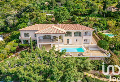 House with pool and terrace 16