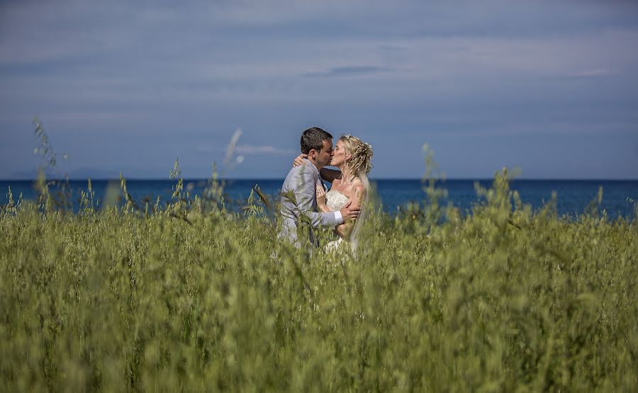 Fotógrafo de casamento Vasilis Loukatos (loukatos). Foto de 22 de maio 2014