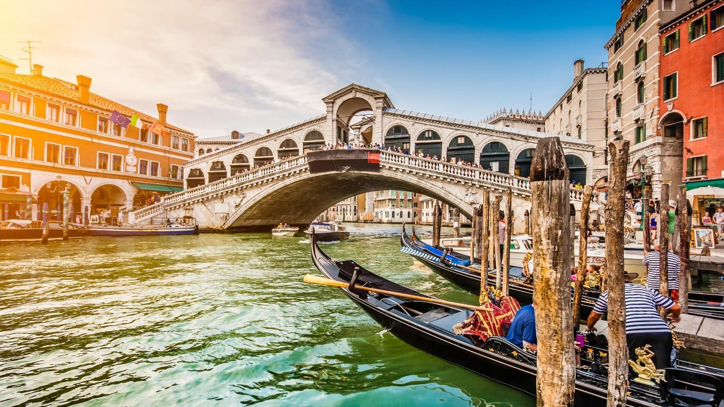 Rialto Bridge (Ponte di Rialto) — conseils avant une visite, photos et critiques | Planet of Hotels