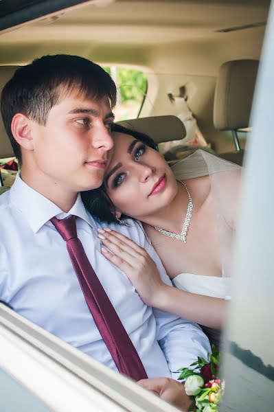 結婚式の写真家Lada Kabanova (lada)。2017 8月21日の写真