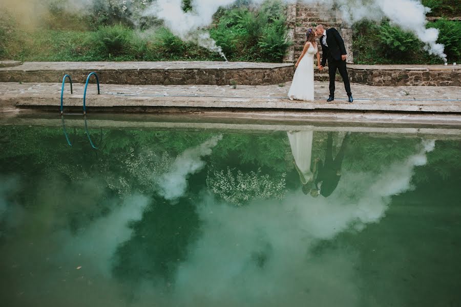 Fotografo di matrimoni Łukasz Sztuka (sztukastudio). Foto del 5 settembre 2016