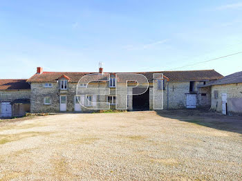 maison à Monts-sur-Guesnes (86)