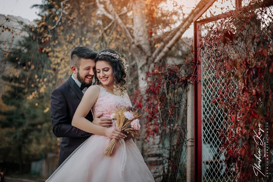 Fotógrafo de casamento Ibrahim Kaya (ibrahinkaya). Foto de 11 de julho 2020