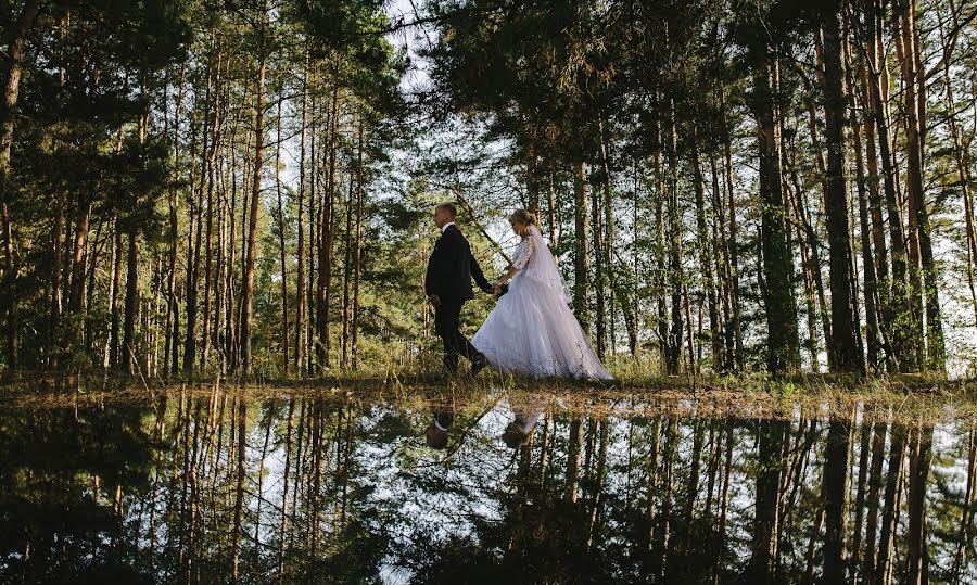 Photographe de mariage Evgeniy Konoplich (jenyakonoplich). Photo du 3 octobre 2020