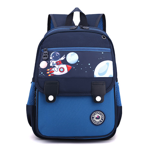 Title 7, Large Class Preschool Cute Cartoon Boys And Gir...