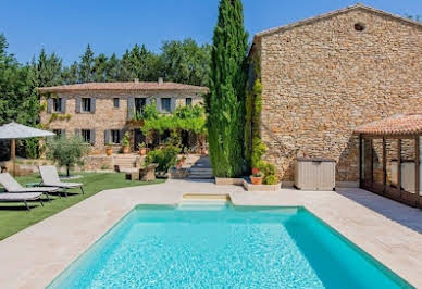 Chambre d"hôte avec terrasse et piscine 3