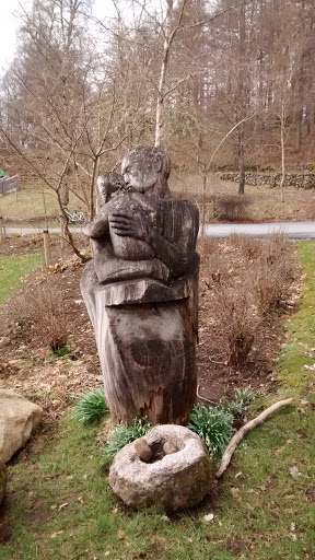 Mother And Child Monument