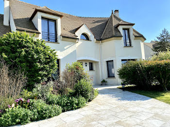 maison à Montfort-l'Amaury (78)