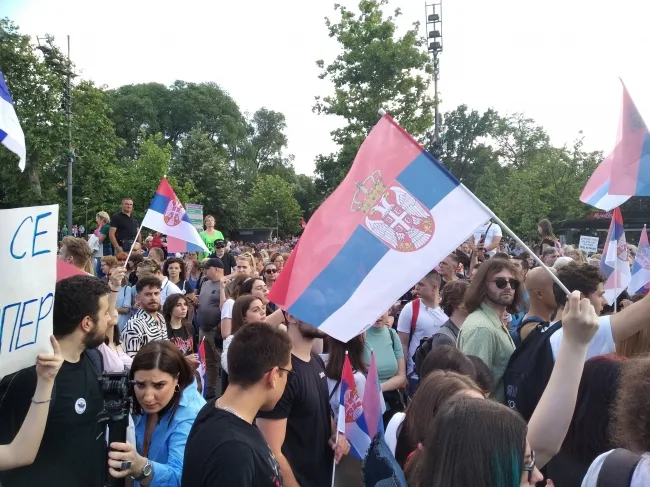 Završen protest Srbija protiv nasilja, saobraćaj uspostavljen