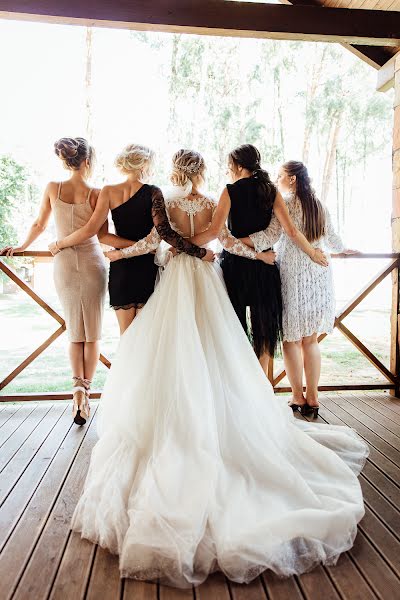 Fotógrafo de casamento Alena Rusakevich (alrus). Foto de 10 de janeiro 2020