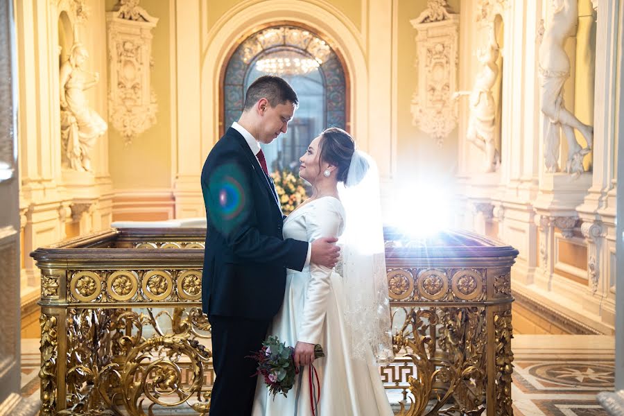 Nhiếp ảnh gia ảnh cưới Anton Basov (bassograph). Ảnh của 31 tháng 5 2022
