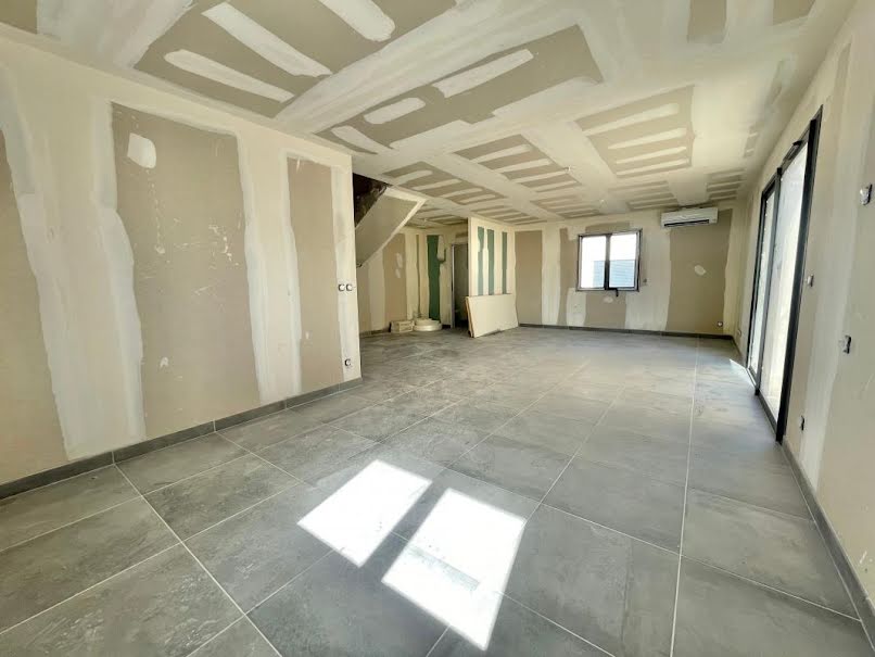 Vente villa 4 pièces 93 m² à Vauvert (30600), 297 800 €