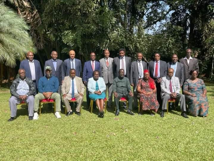 Uasin Gishu Senator Margaret Kamar, Aldai Mp Sally Kosgey, Former IG David Kimaiyo and Agriculture CAS Linah Chebii Kilimo Join Raila Odinga’s Azimio La Umoja.