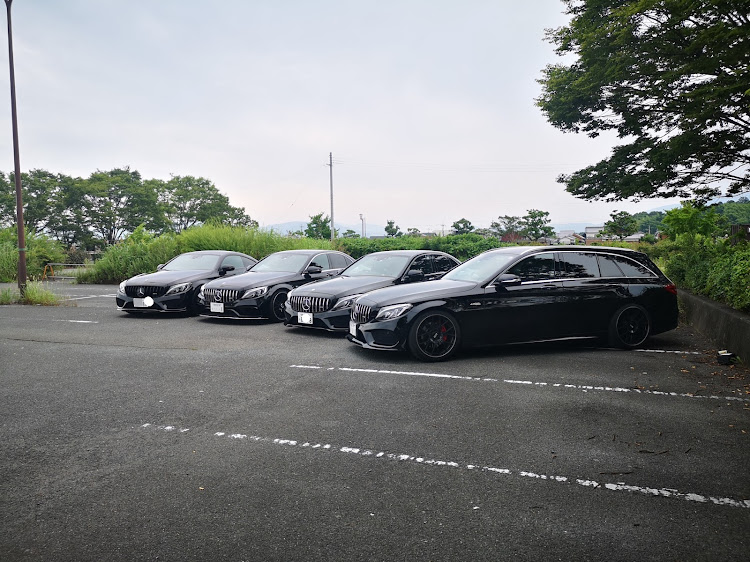 Cクラス ステーションワゴンの兄弟車・車列がマジヤバい❗・楽しい時間はあっという間・ベンツミーティングに関するカスタム事例の投稿画像4枚目