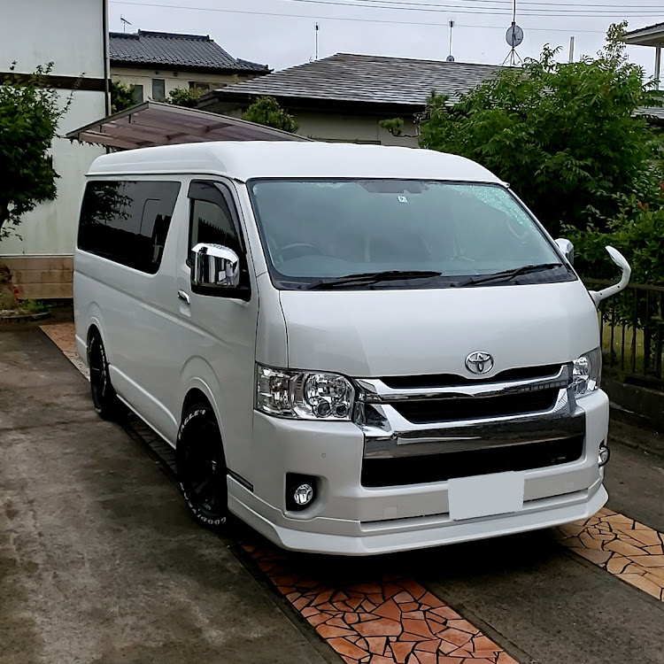 ハイエースワゴンのけんさんが投稿したカスタム事例の投稿画像1枚目