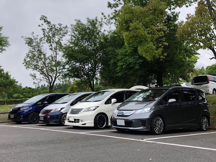 フリードのオフ会・メタセコイアに関するカスタム事例の投稿画像3枚目