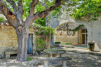 maison à Fontvieille (13)