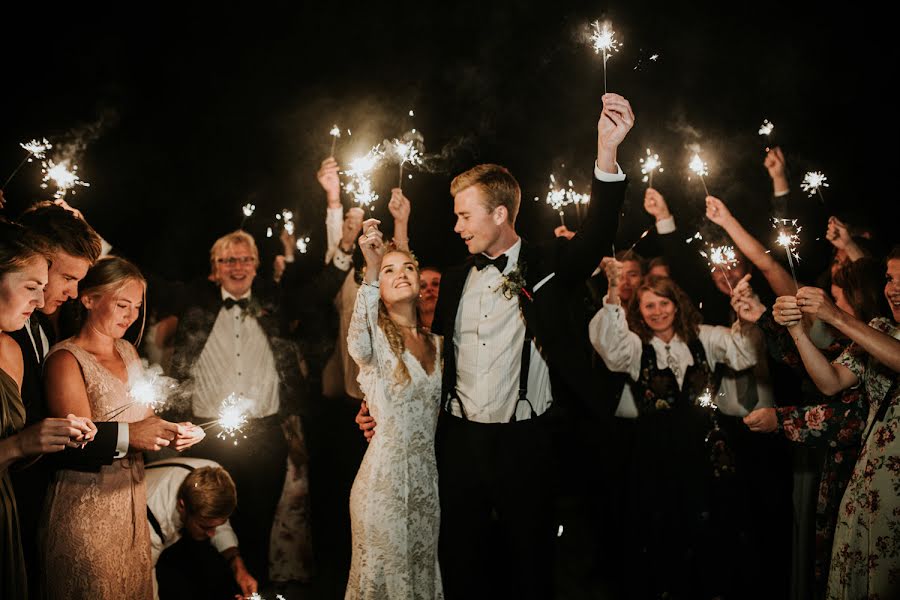 Wedding photographer Avonne (avonnephoto). Photo of 29 December 2019