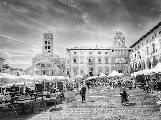 Piazza Grande Arezzo mostra antiquaria  di gabrielecollini