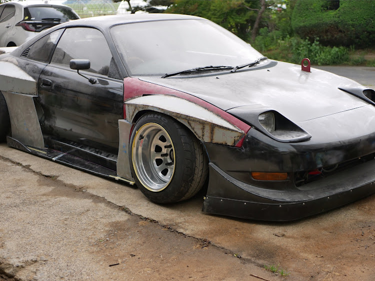 MR2のフロントフェンダーで魅せろ！・エムズガレージ・レッドメモリー・おおたぐち工房・DIYに関するカスタム事例の投稿画像7枚目