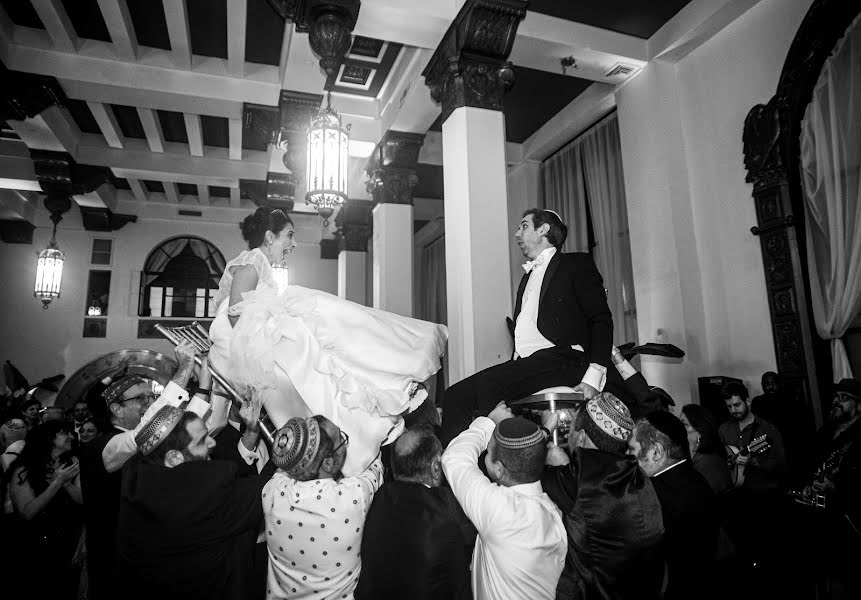 Fotografo di matrimoni Elena Flexas (elenaflexas). Foto del 4 dicembre 2023