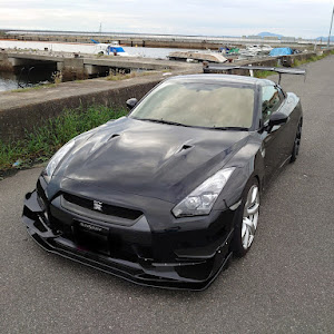 NISSAN GT-R R35