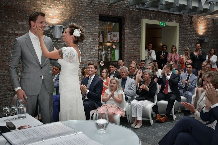 Fotografo di matrimoni Dzidra Dubois (dzidradubois). Foto del 4 febbraio 2020