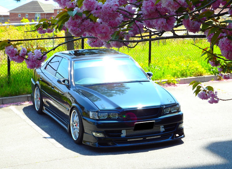 チェイサーのJZX100 チェイサー・ドライブ・八重桜？・ループ橋・富士山に関するカスタム事例の投稿画像1枚目