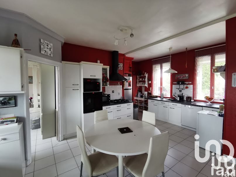Vente maison 6 pièces 163 m² à Ferrières-en-Bray (76220), 354 000 €